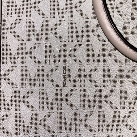 Michael Kors Large Jessie Bag Pink Ivory - Picture 5 of 12